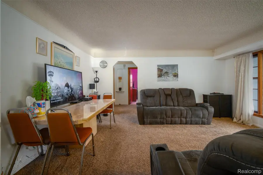 22671 Outer Drive, Dearborn, MI 48124 - #2