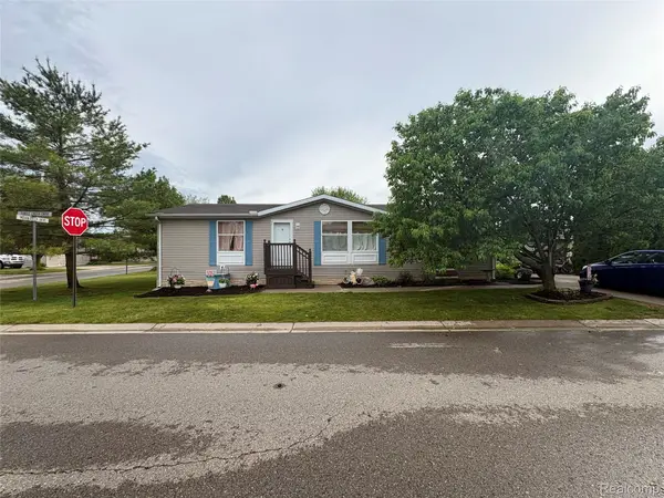 4729 Turtle Creek Drive, Howell, MI 48843