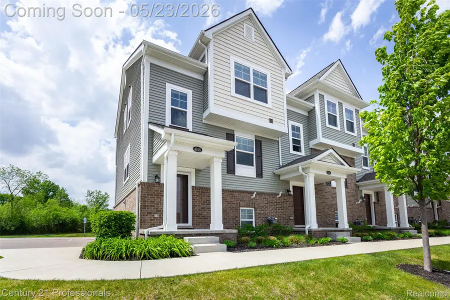 4918 Treeside Lane #27, Troy, MI 48098 - #2