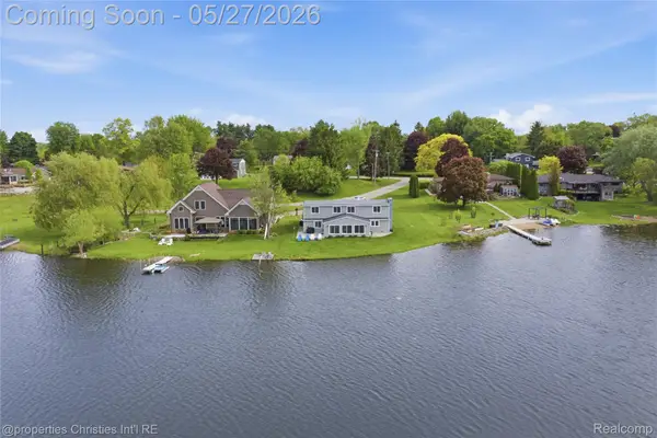 6672 Seth Court, Clarkston, MI 48348