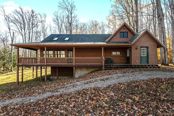 2446 Spayde Road, Charlevoix, MI 49720