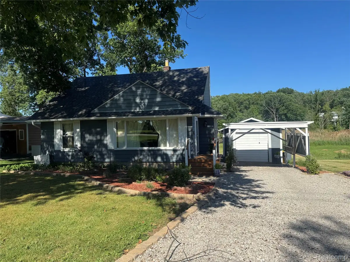 22827 Meridian Road, Grosse Ile, MI 48138 - #1