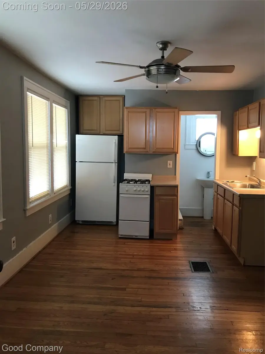212 Ardmore Drive, Ferndale, MI 48220 - #3