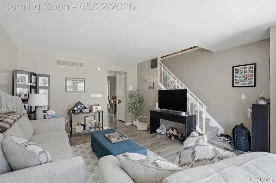 28091 Maple Forest Boulevard W, Harrison Township, MI 48045 - #3