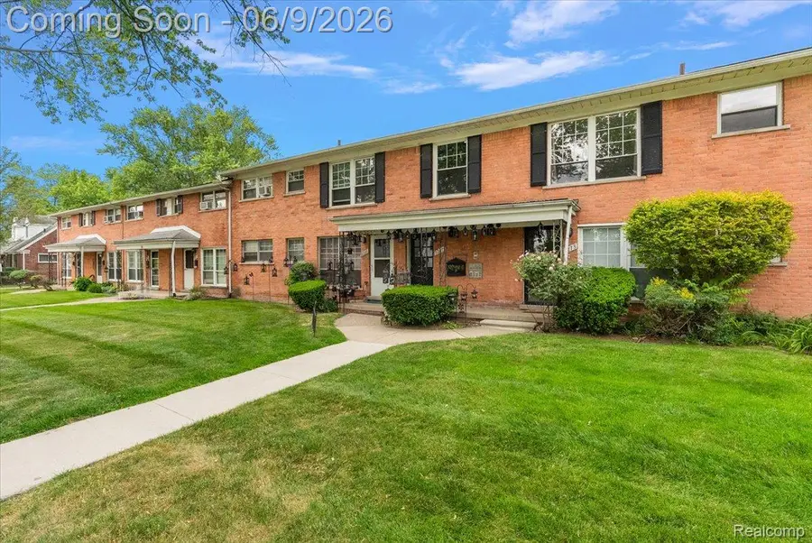 3211 Benjamin Avenue #13, Royal Oak, MI 48073 - #3
