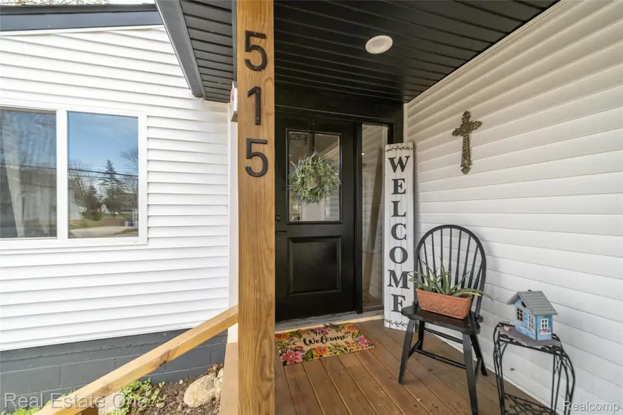 515 S Michigan Avenue, Howell, MI 48843 - #3
