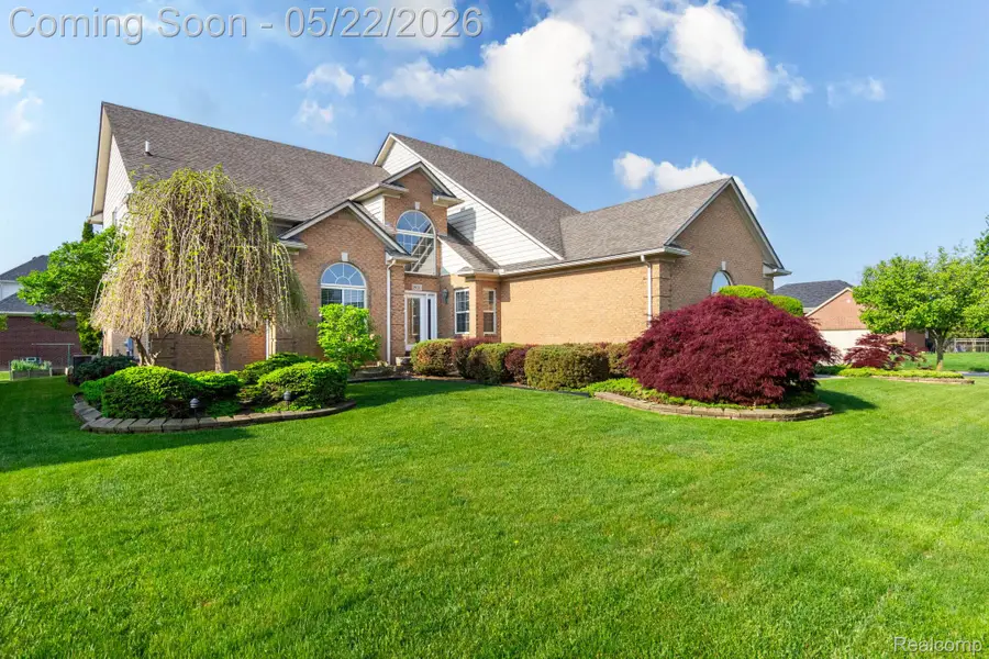 18610 Turnberry Drive, Macomb, MI 48044 - #2