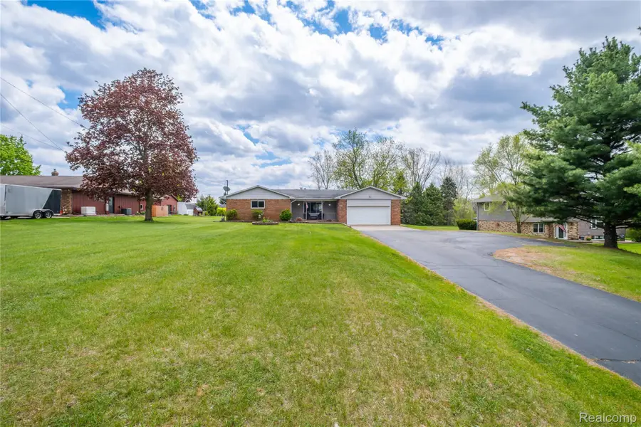 11430 Silver Lake Road, Byron, MI 48418 - #2
