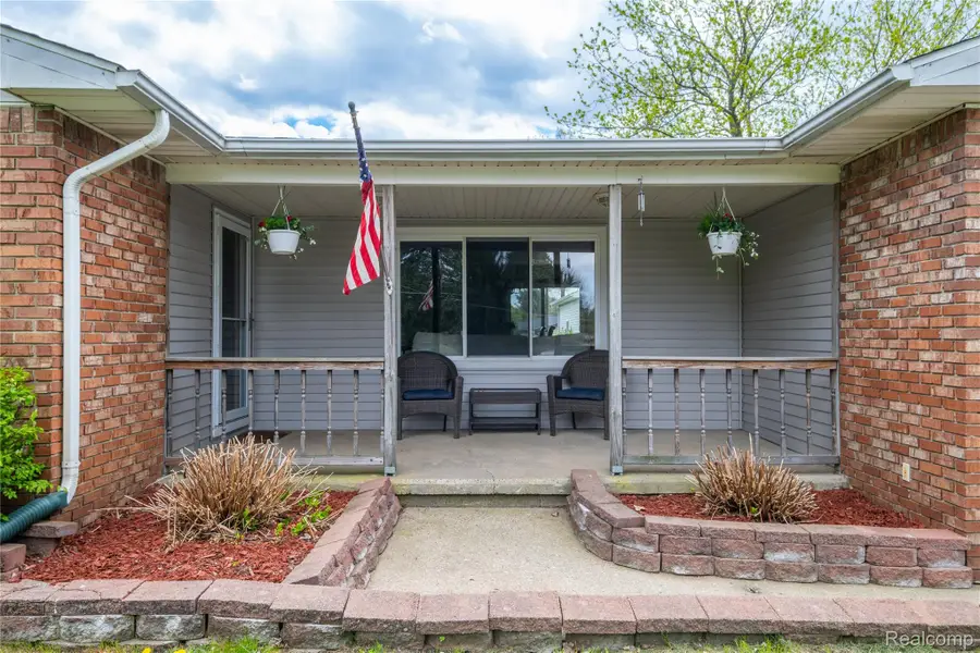 11430 Silver Lake Road, Byron, MI 48418 - #3