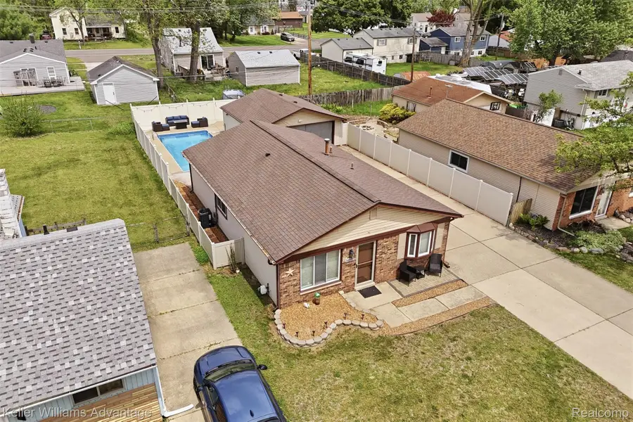 34540 Barton Street, Westland, MI 48185 - #3