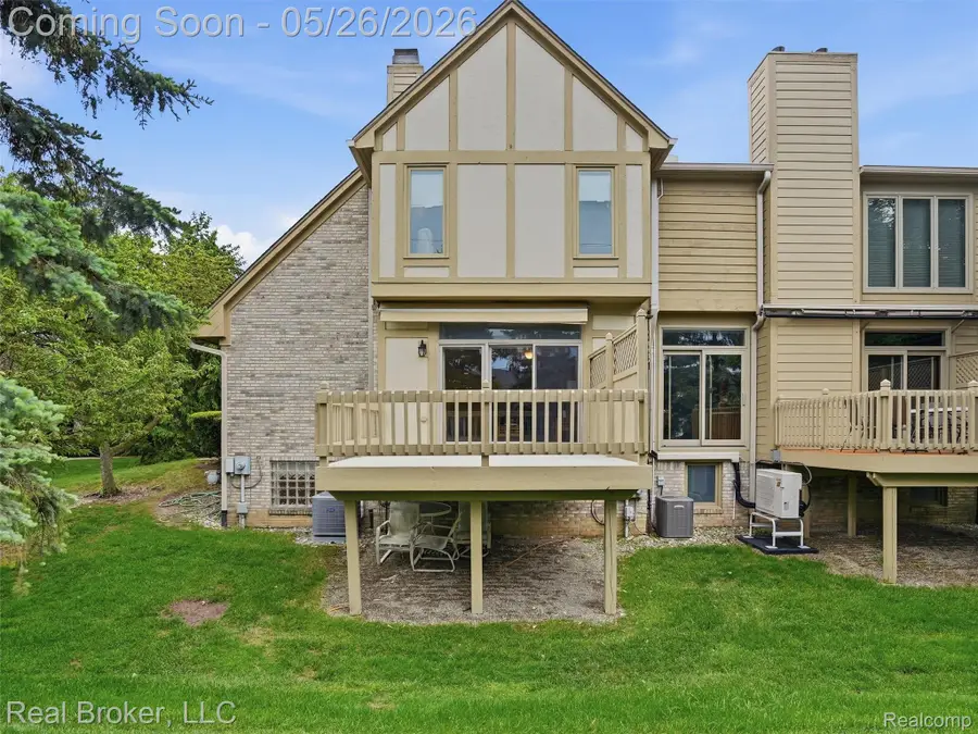 2710 Maitland Drive, Ann Arbor, MI 48105 - #3
