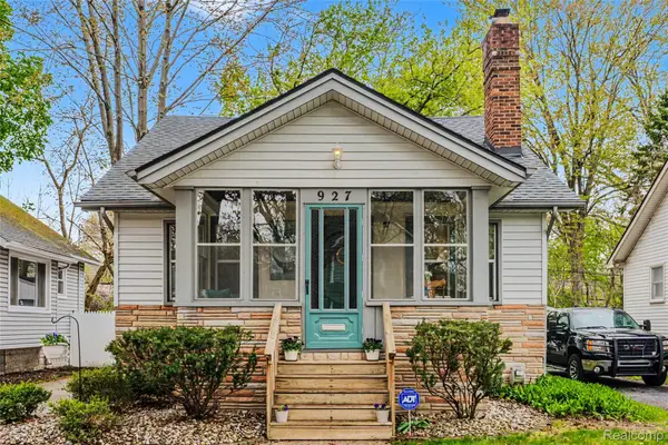 927 N Maple Avenue, RoyalOak, MI 48067