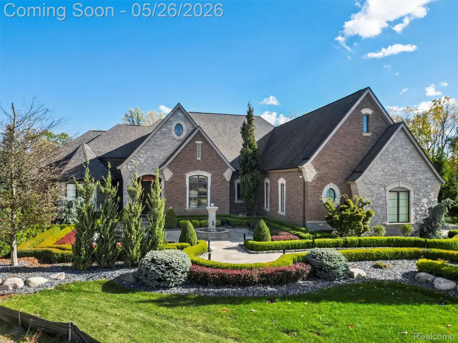 2475 Creekside Court, Rochester, MI 48306 - #2