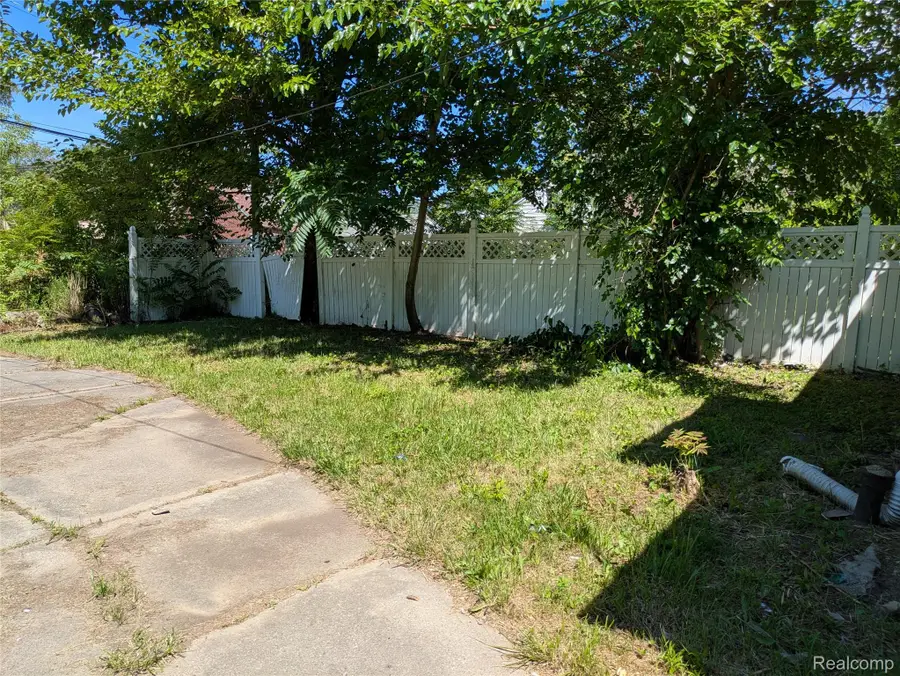 9809 Philip Street, Detroit, MI 48224 - #2