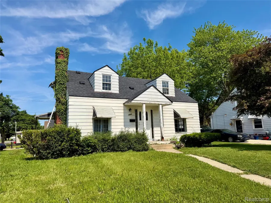 1601 N Ballenger Highway, Flint, MI 48504 - #3