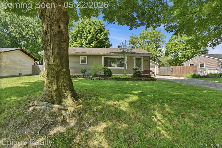 2624 Harrison Avenue, Rochester Hills, MI 48307 - #3