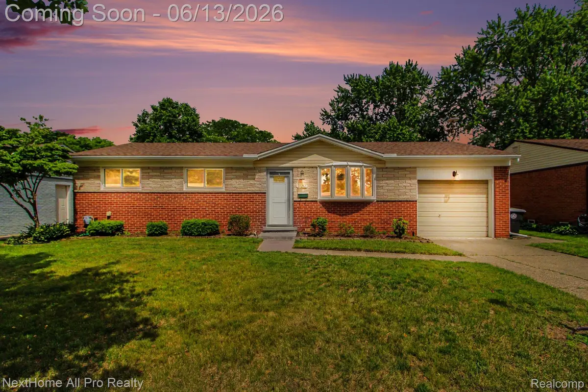 14242 Park Street, Livonia, MI 48154 - #1