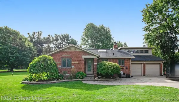 35238 Moravian Drive, SterlingHeights, MI 48312