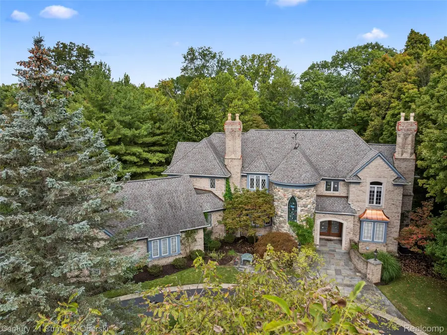 34062 Lyncroft Street, Farmington Hills, MI 48331 - #3