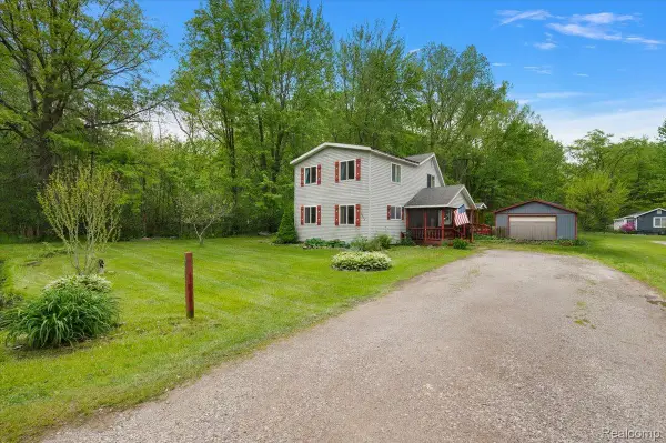 3915 Fruit Street, Clay, MI 48001