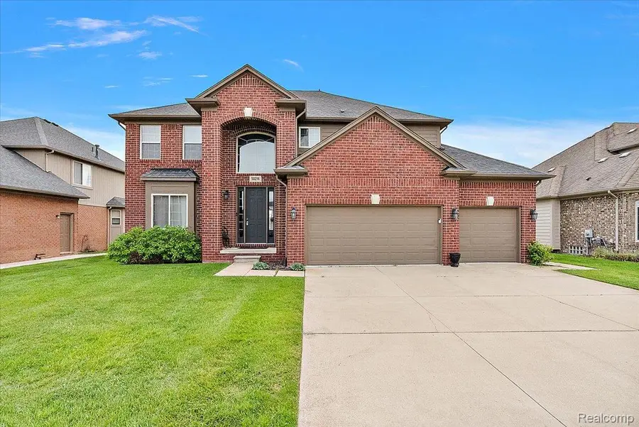 50216 Ashperton Drive, Macomb, MI 48044 - #2