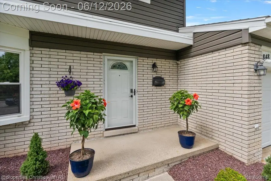 43848 Arlington Road, Canton, MI 48187 - #2