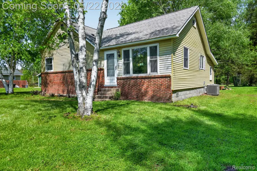 3660 Keewahdin Road, Fort Gratiot, MI 48059 - #3