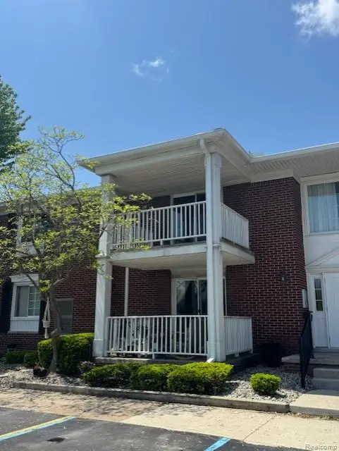 2100 Fort Street #H-5, Trenton, MI 48183 - #2