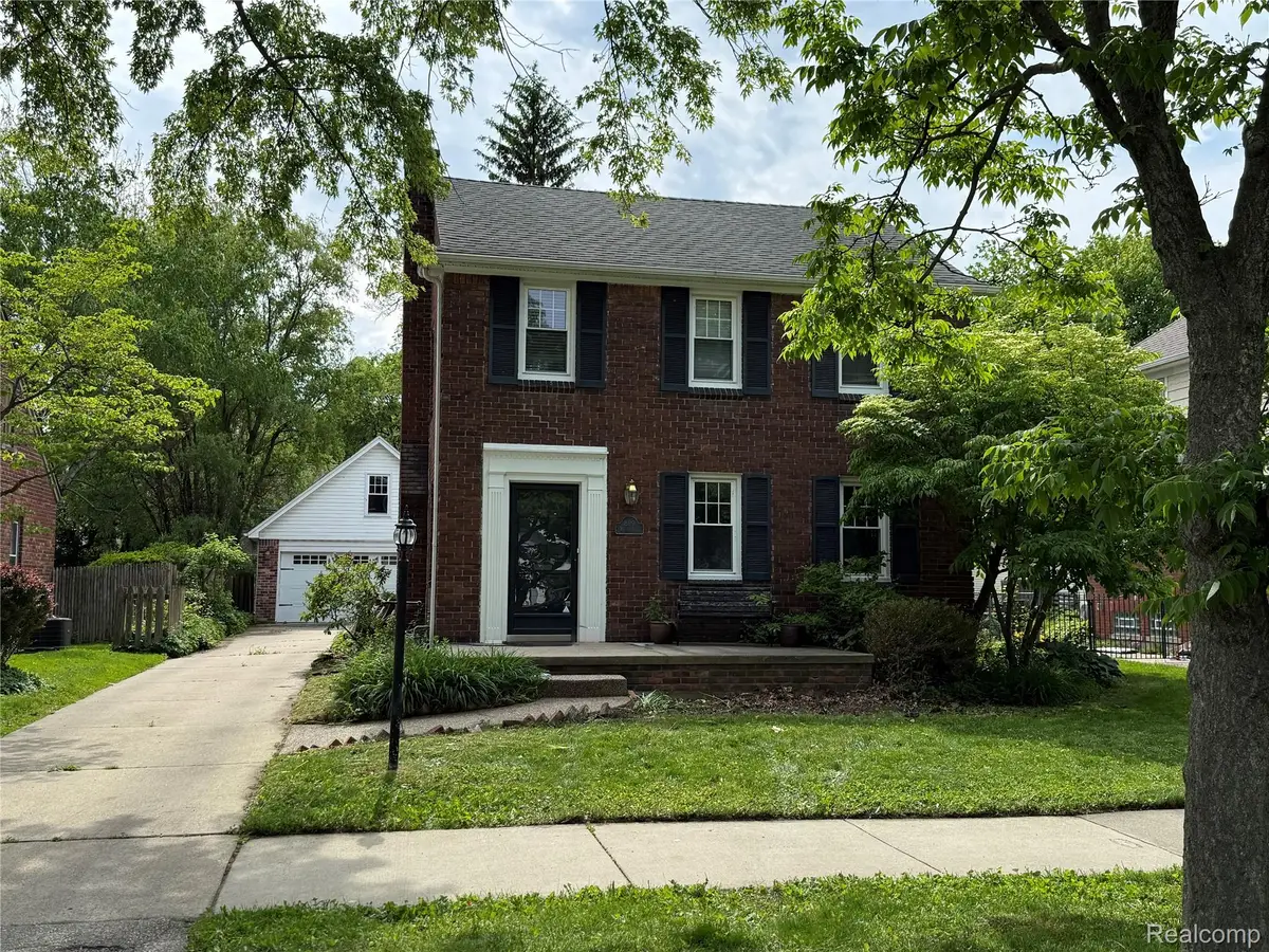 889 Rivard Boulevard, Grosse Pointe, MI 48230 - #1