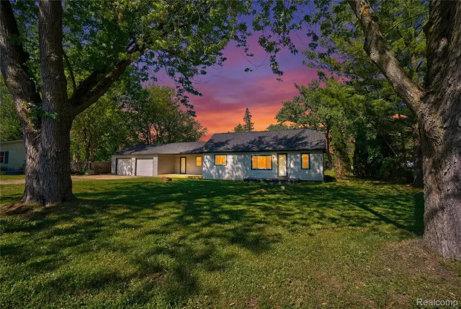 8053 Leadley Avenue, Genesee, MI 48458 - #2
