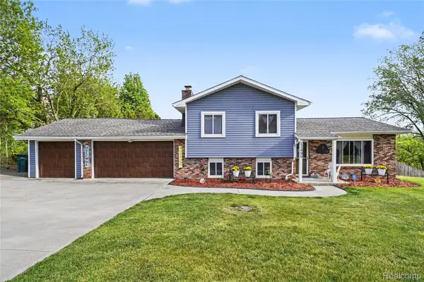 11995 Davisburg Road, Davisburg, MI 48350
