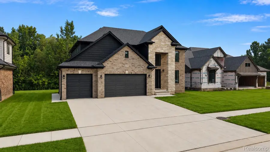 18901 Via Firenze Drive, Macomb, MI 48044 - #3