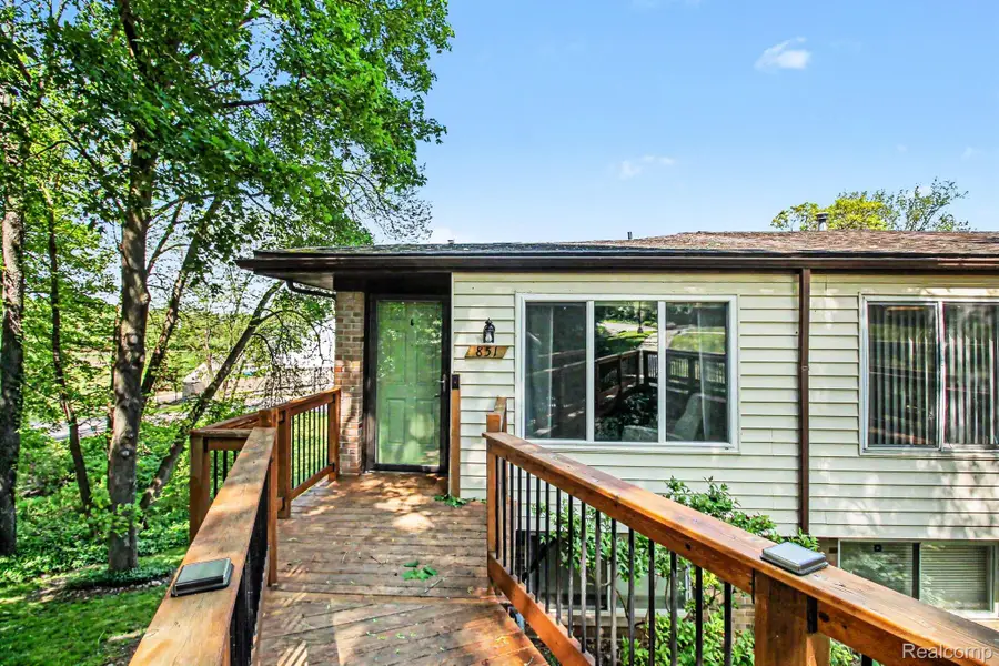 851 Union Street #40, Milford, MI 48381 - #2