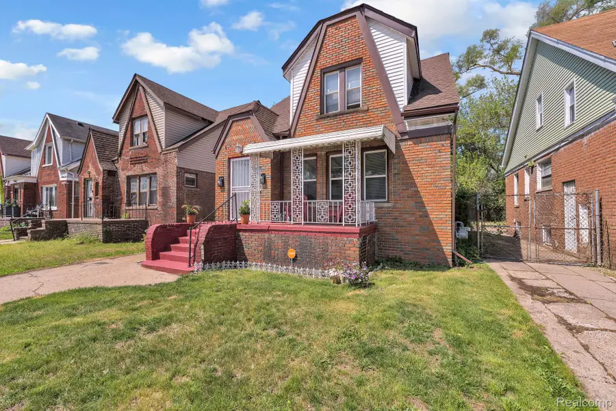 16147 Snowden Street, Detroit, MI 48235 - #3