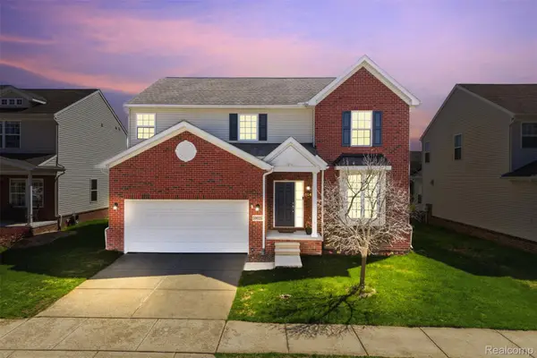 59625 Twin Pines Drive, NewHudson, MI 48165