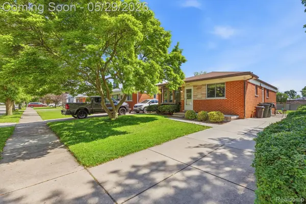 27904 Glenwood Street, StClairShores, MI 48081