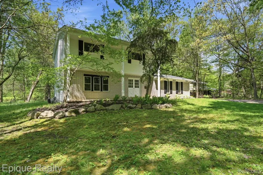 8315 Reese Road, Clarkston, MI 48348 - #2