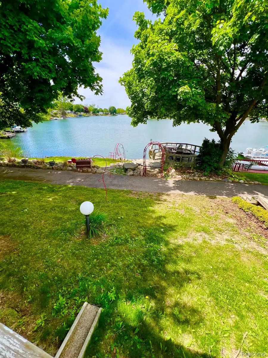 10001 E Goodall Road #404, Durand, MI 48429 - #3