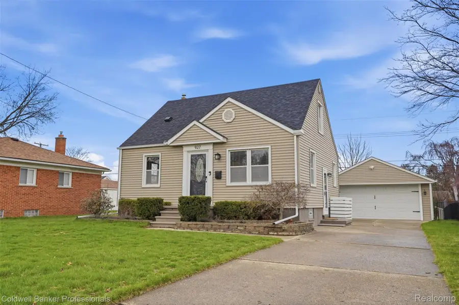 927 Montrose Avenue, Royal Oak, MI 48073 - #3