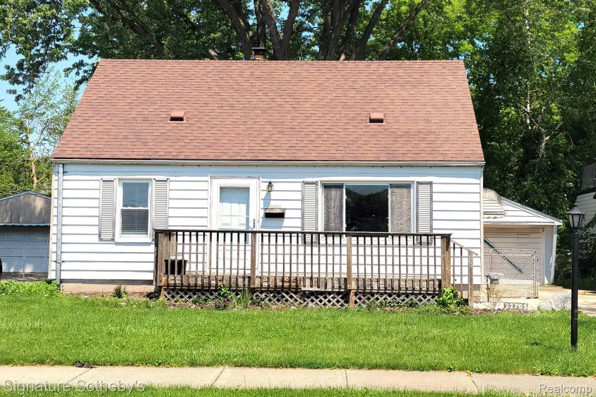 22703 Ridgeway Street, Saint Clair Shores, MI 48080 - #1