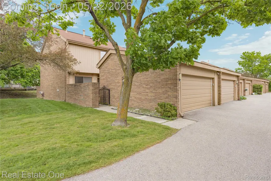 5345 Wright Way W, West Bloomfield, MI 48322 - #2