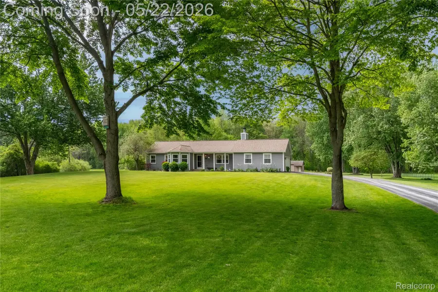 542 Tracey Lane, Brighton, MI 48114 - #2