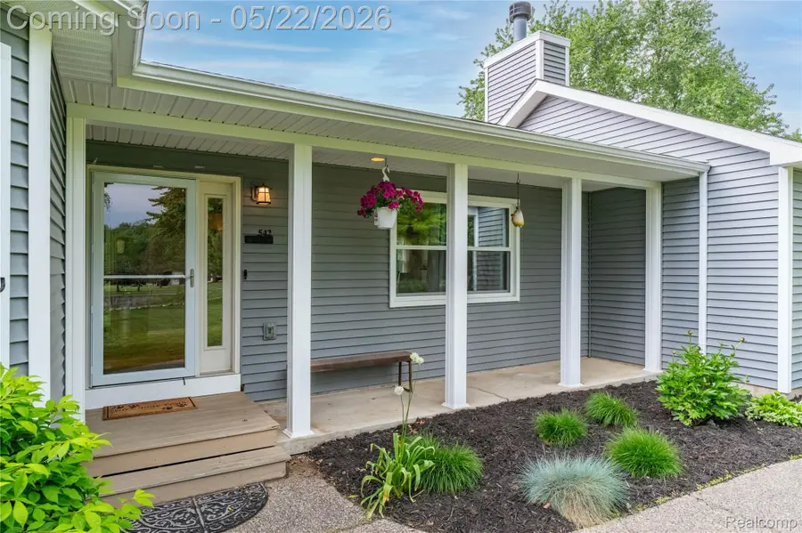 542 Tracey Lane, Brighton, MI 48114 - #3