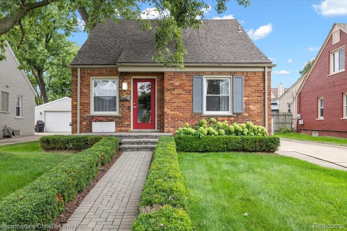 559 E Southlawn Boulevard, Birmingham, MI 48009 - #1