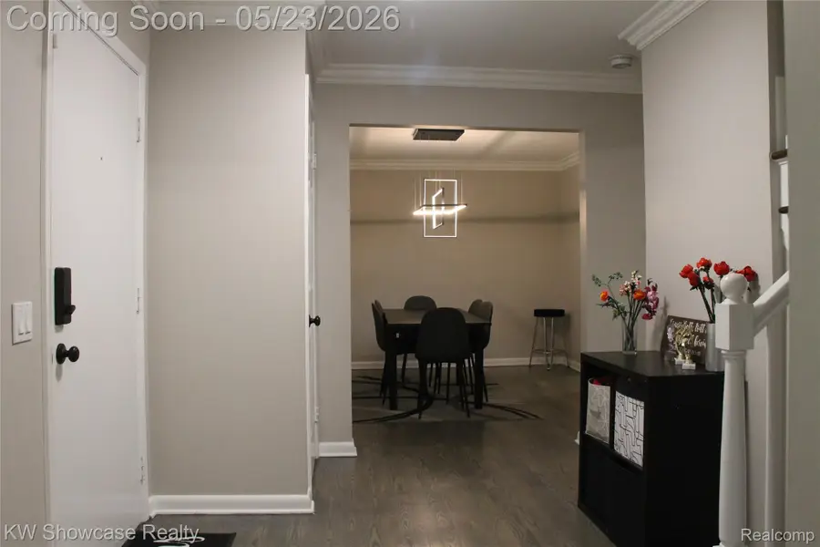 5226 Green Road, West Bloomfield, MI 48323 - #3