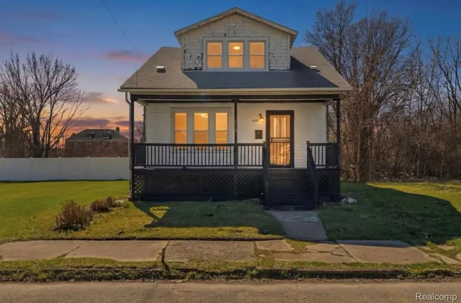 5573 Montclair Street, Detroit, MI 48213 - #2