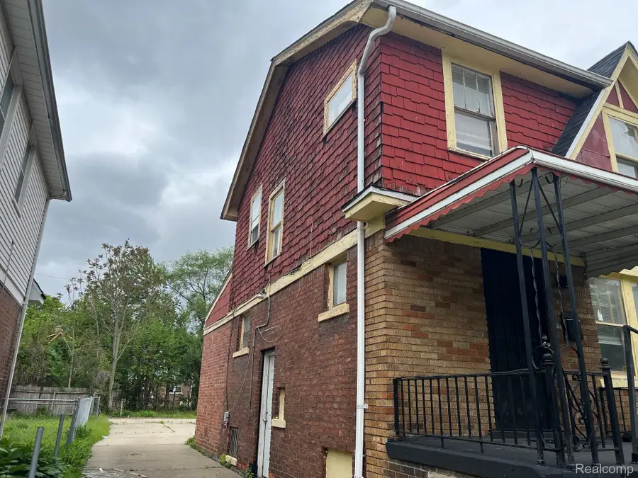 15385 Stansbury Street, Detroit, MI 48227 - #2