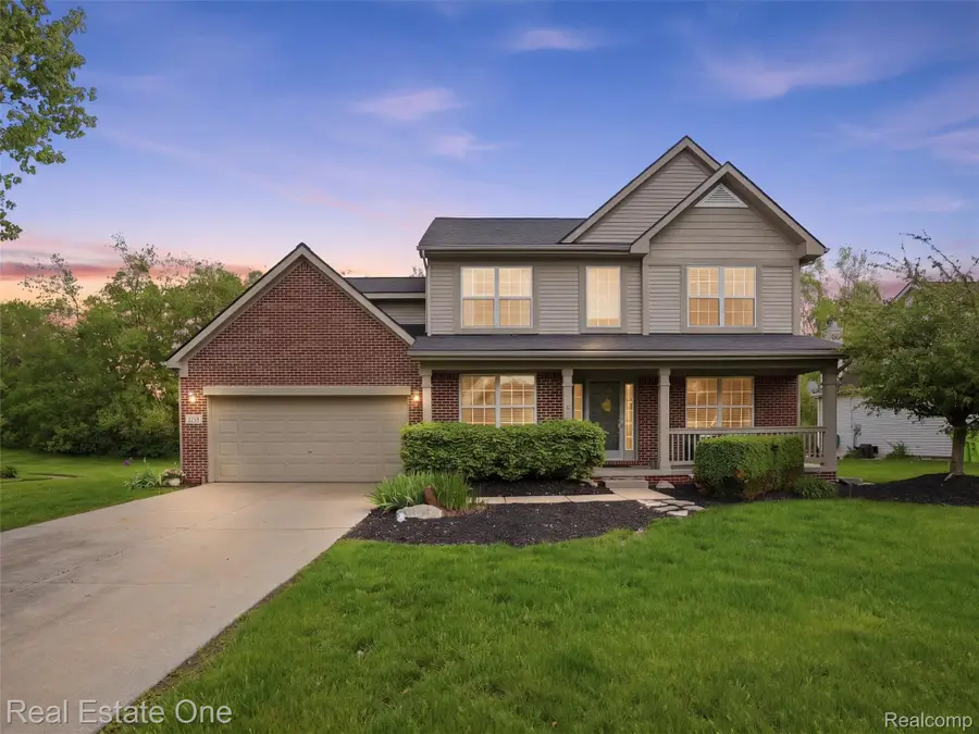 1786 Four Seasons Drive, Howell, MI 48843 - #2