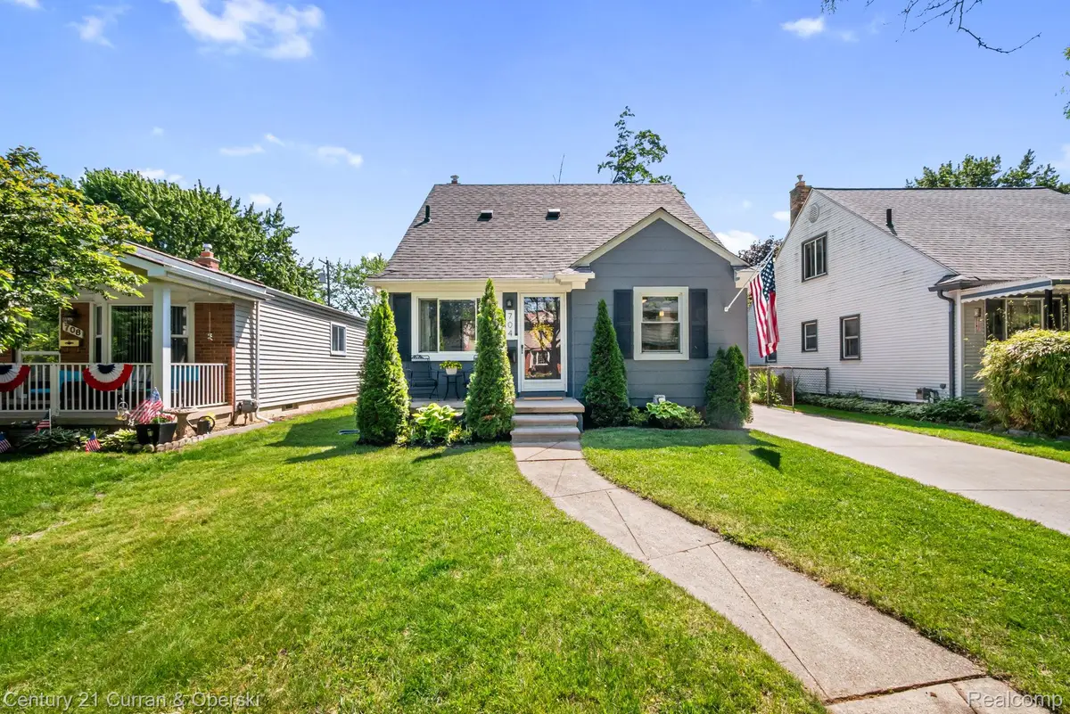 704 N Edison Avenue, Royal Oak, MI 48067 - #1