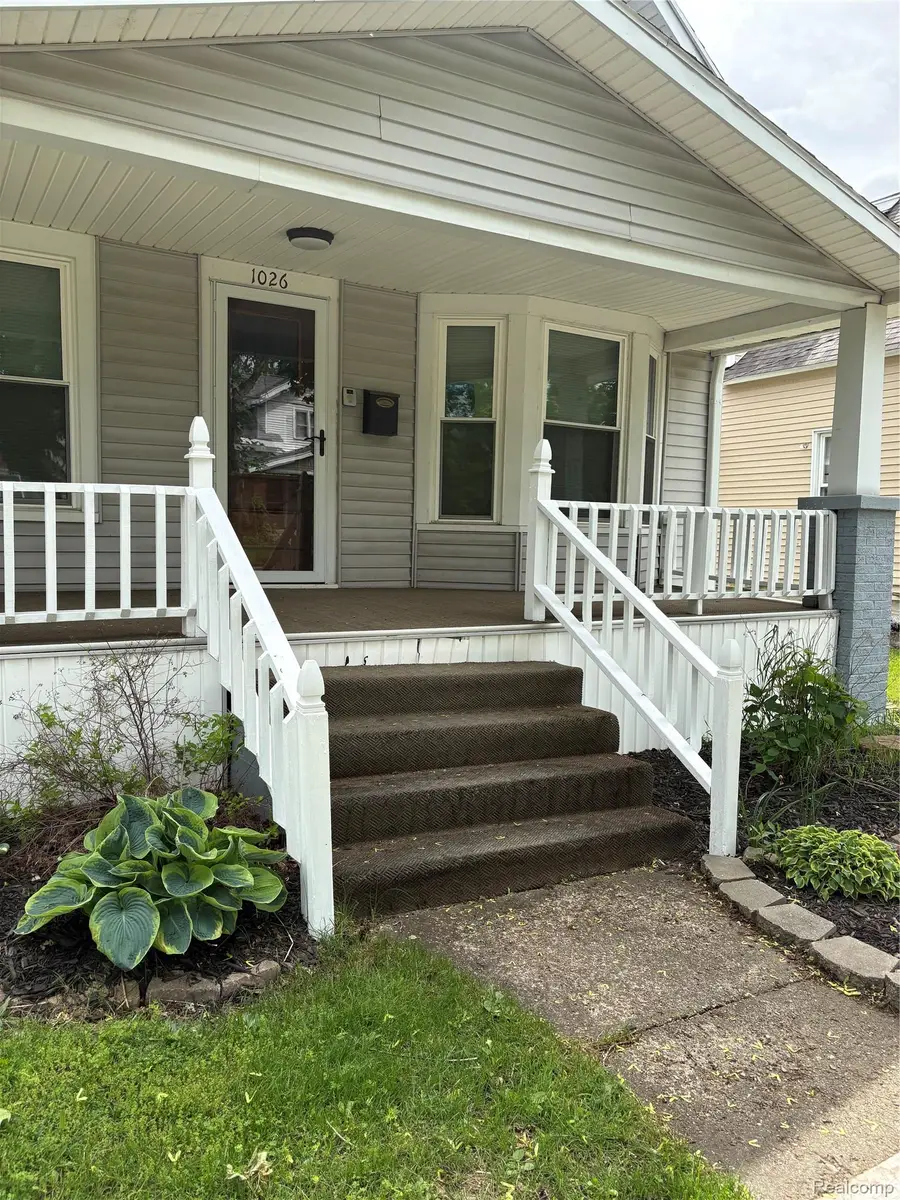 1026 Davis Avenue Nw, Grand Rapids, MI 49504 - #2